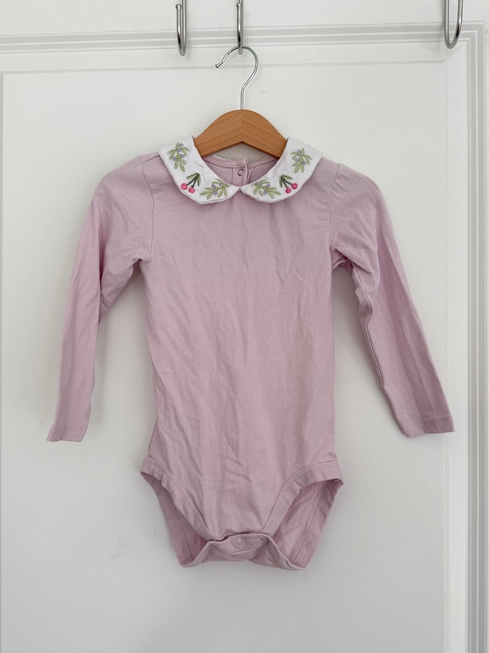 NEW 2T / 3T Cotton 92 cm European brand Pink Embroidered-Collar Bodysuit girl